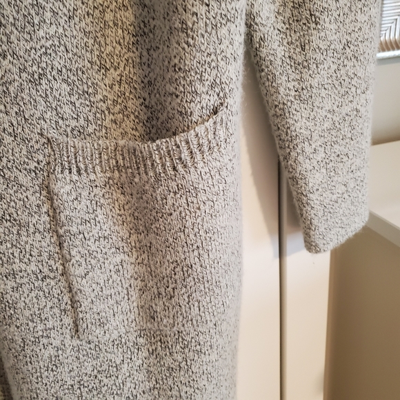 Long Cardigan - Picture 6 of 8